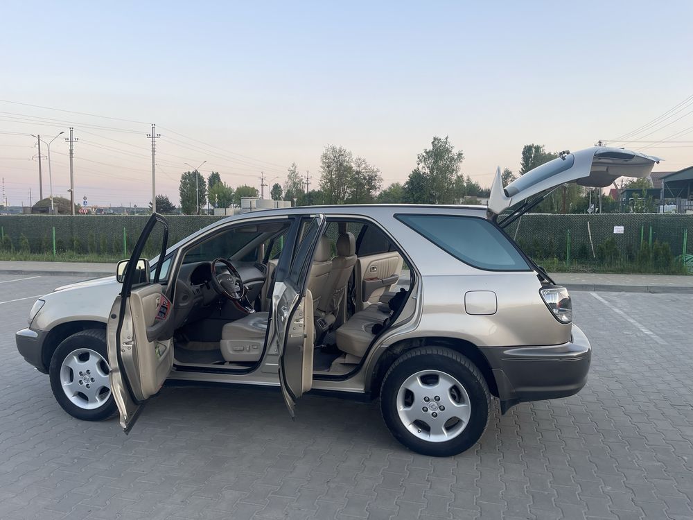 Lexus RX 300 2002 рік