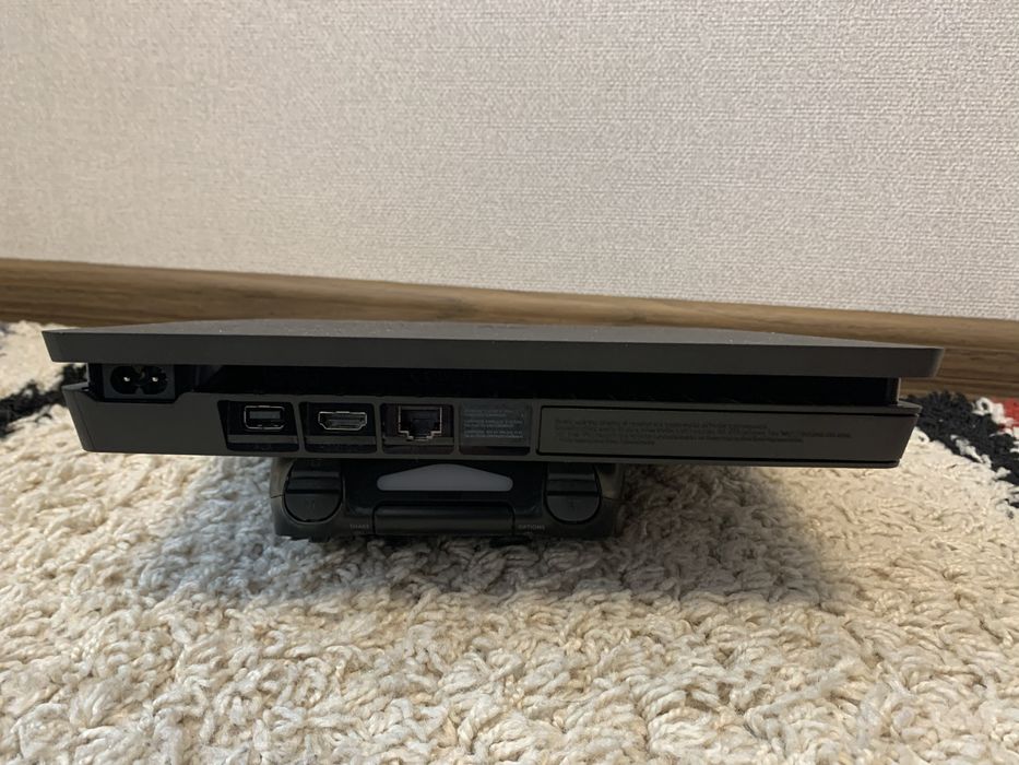 Sony playstation 4  slim 1000gb Ps ps PS пс Пс ПС