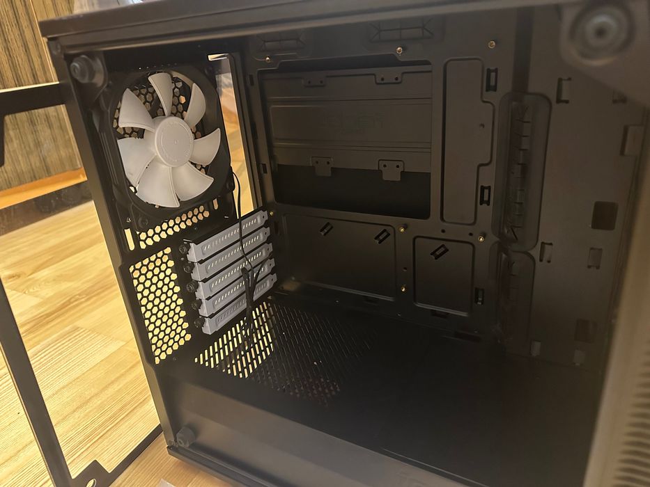 Obudowa mATX: Fractal Design Define C Mini TG