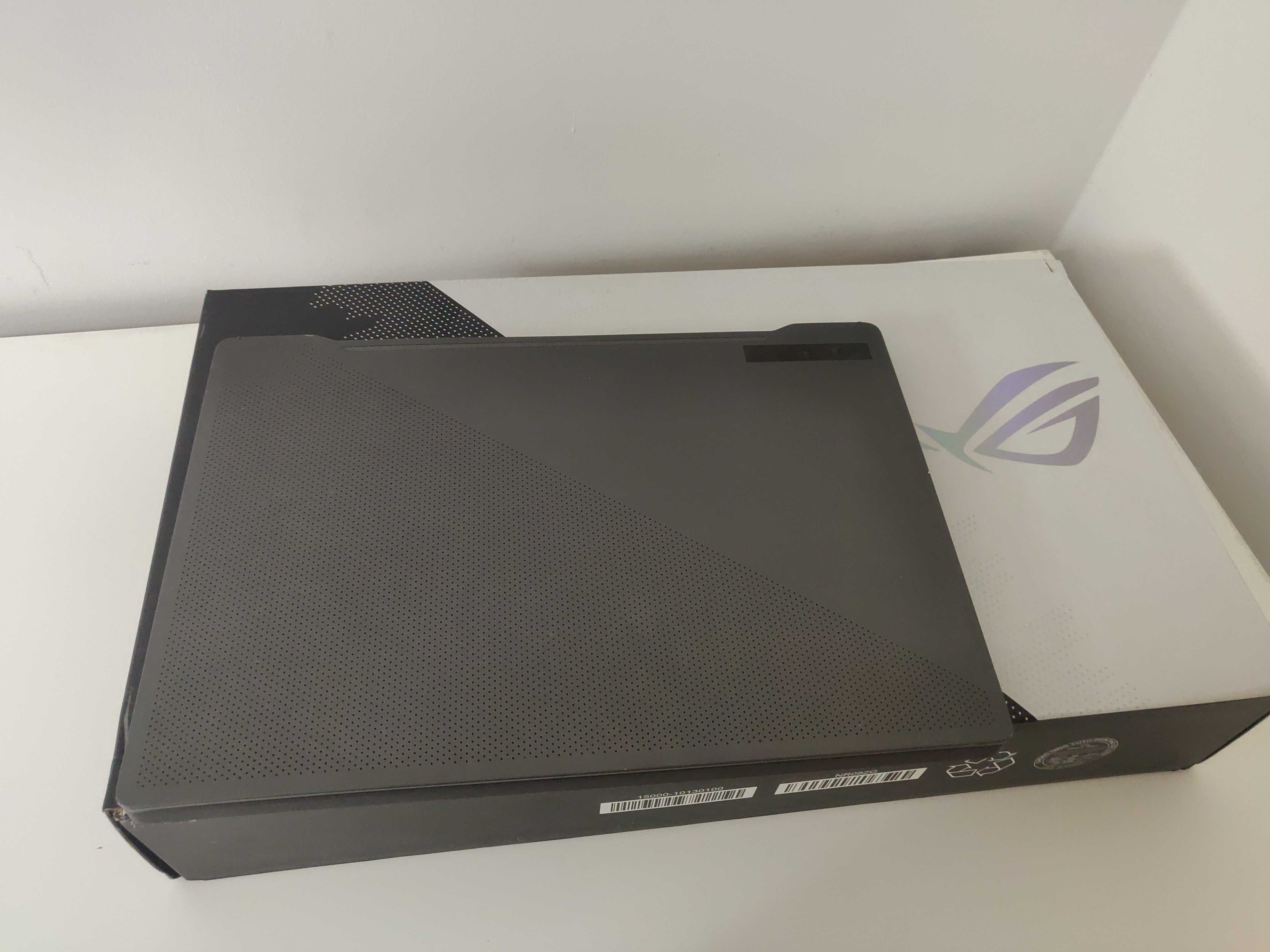 ROG Zephyrus g14/Ryzen 7
4800HS/GTX1650TI/  1 TB NVME / RAM 16gb
