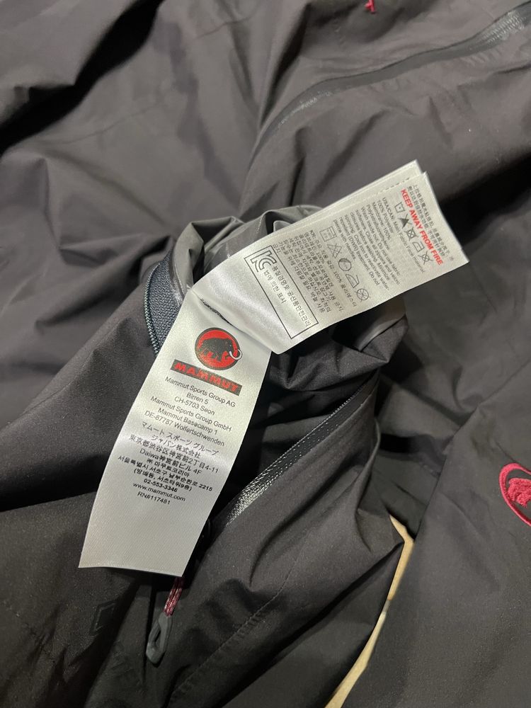 Куртка Mammut оригінал жіноча водонепроникна трекінгова gore tex нова