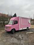 food truck foodtruck zabytek kaczka 308 diesel rozowy lody gastro