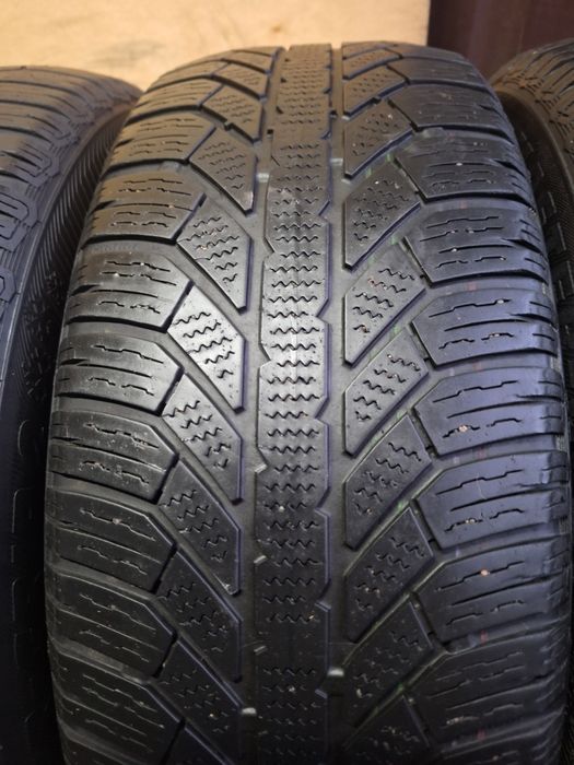 215/60R17 Semperit комплект