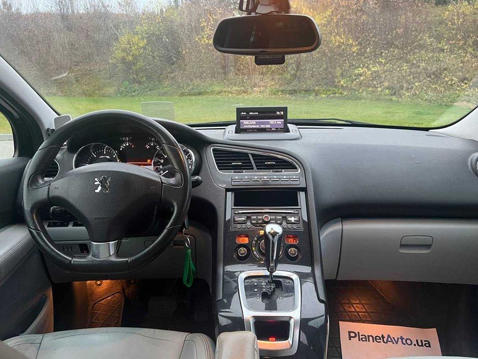 PEUGEOT 5008 / Пежо 5008