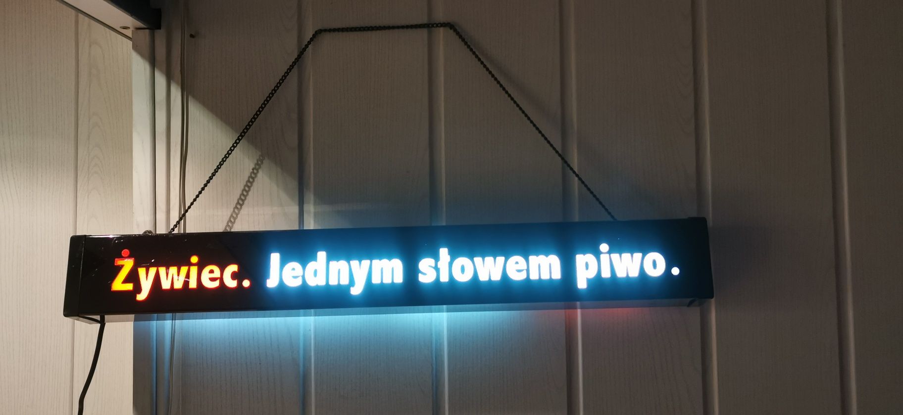 Nowa lampa ledowa podświetlana