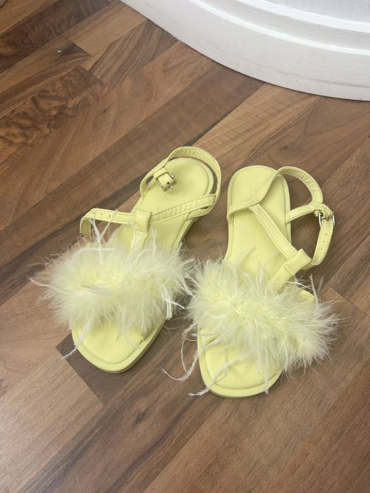 Босоніжки zara нові 31 розмір