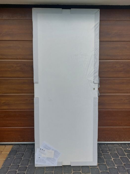 Drzwi skrzydło DRE Standard 10 bezprzylgowe 80 biały mat