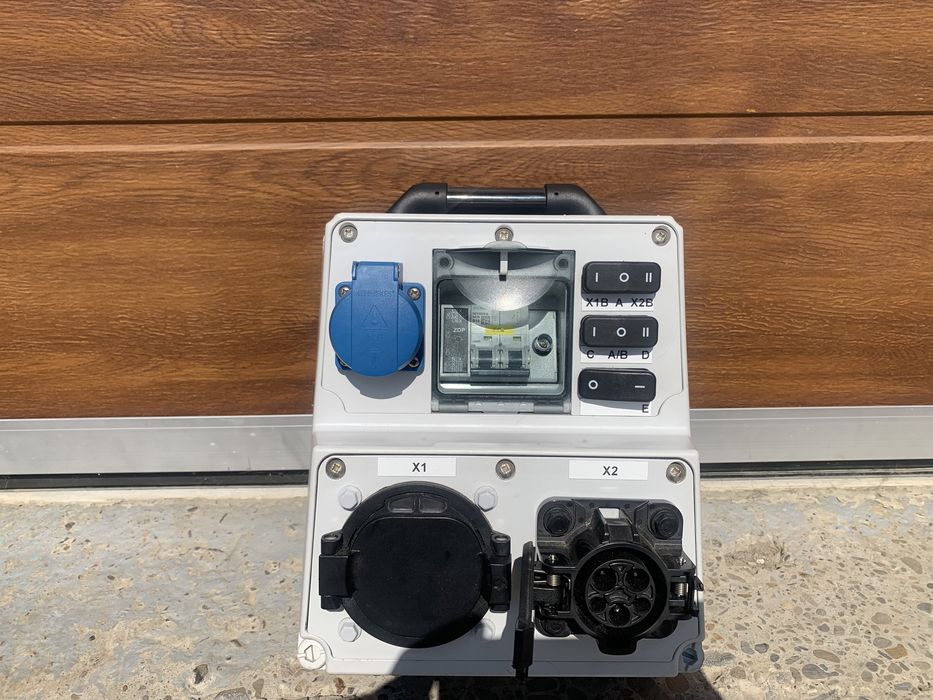 Тестовый блок Twinlet для тестирования зарядной станции MENNEKES