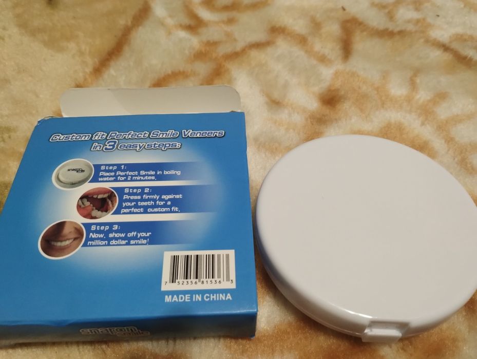 Самофіксуючі вініри на дві щелепи