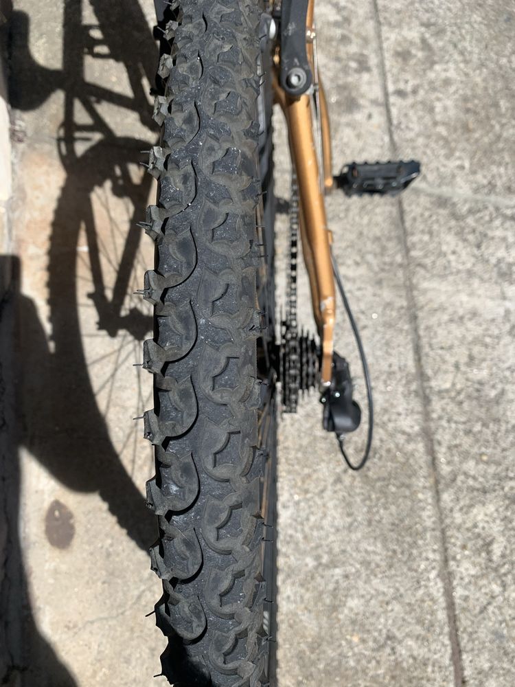 Bicicleta BTT Alumínio