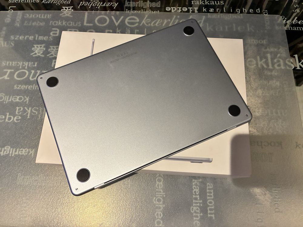 MacBook Air 2025 M4 NOVO com Fatura