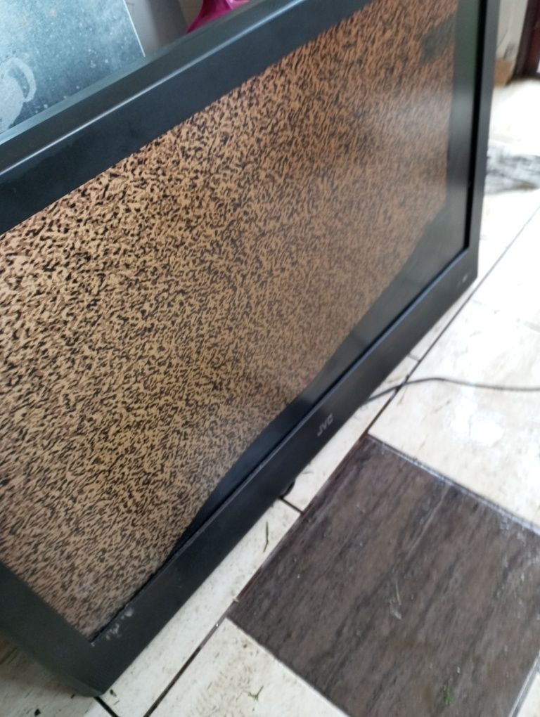 Telewizor  jvc 37 cali