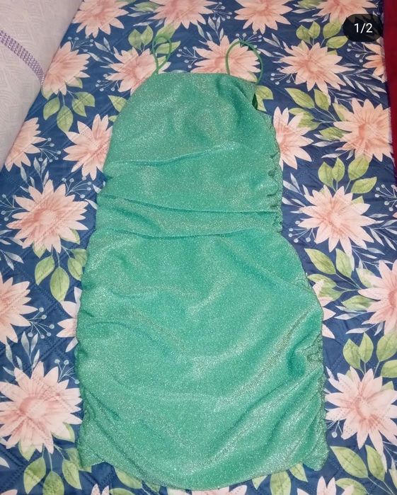 Vestido verde brilhante