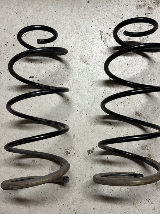 Spreżyny przod- Citroen C4 1.6 benzyna