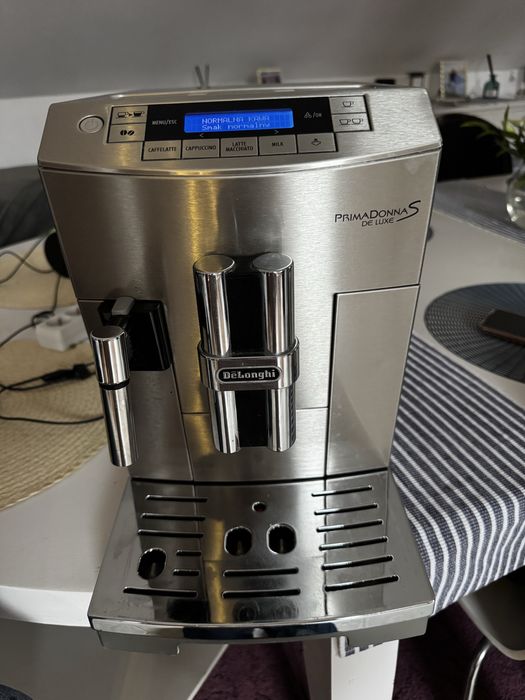 Ekspres do kawy Delonghi primadonna de luxe S