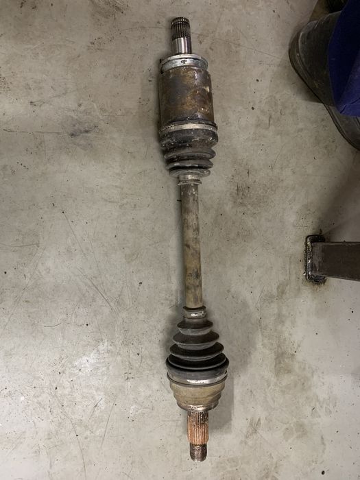 Піввісь X5 E70 3.5 дизель