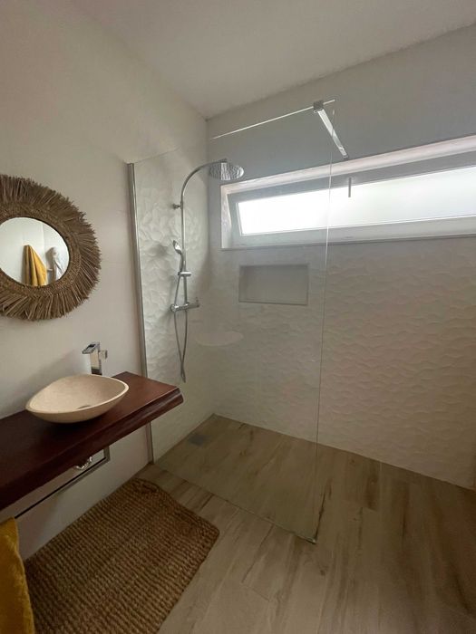 Moradia Térrea Moderna à Venda - Mamarrosa