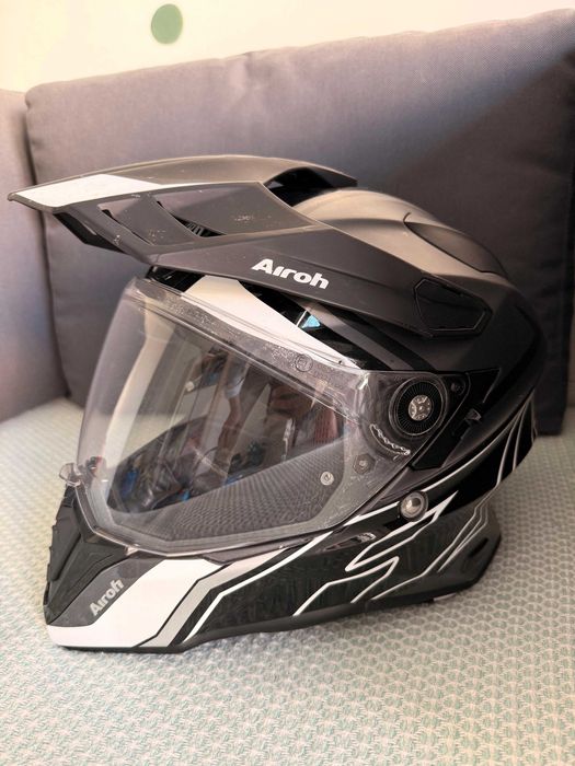 Capacete Airoh Commander