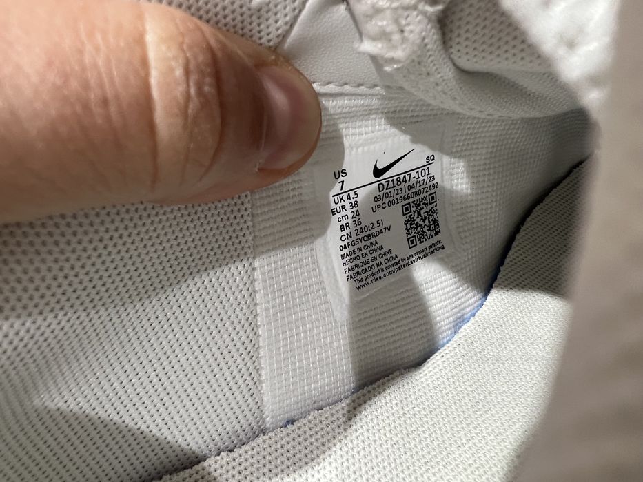 Кросівки Nike W Air Force 1 Shadow DZ1847-101