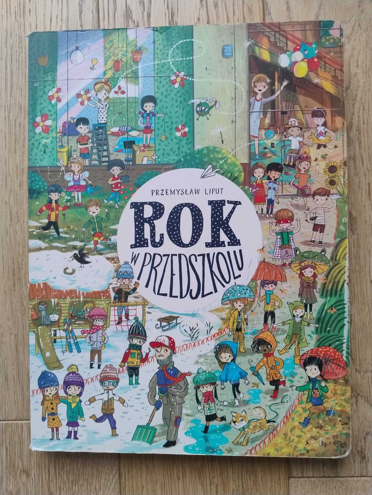Książka "Rok w przedszkolu"