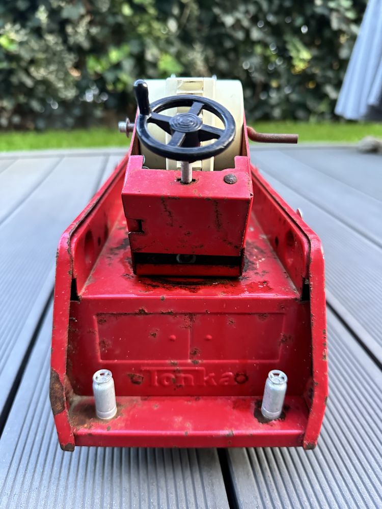 Vintage 1970s Tonka Metal Firetruck Ladder truck