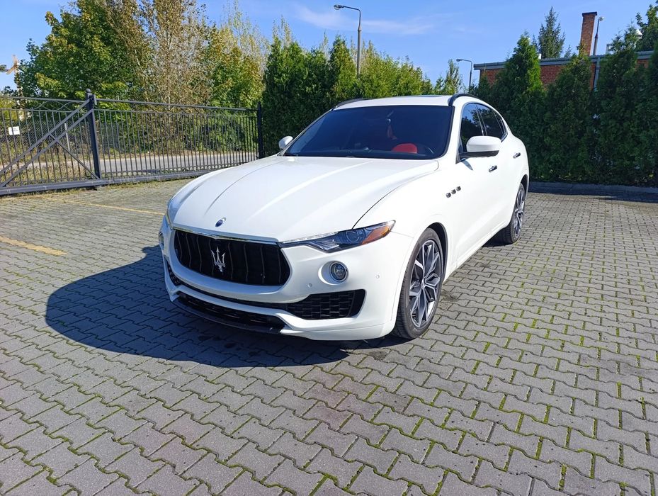 Maserati Levante Maserati Levante 3,0 benzyna V6 2017r 64 tyś km przebiegu Zadbane