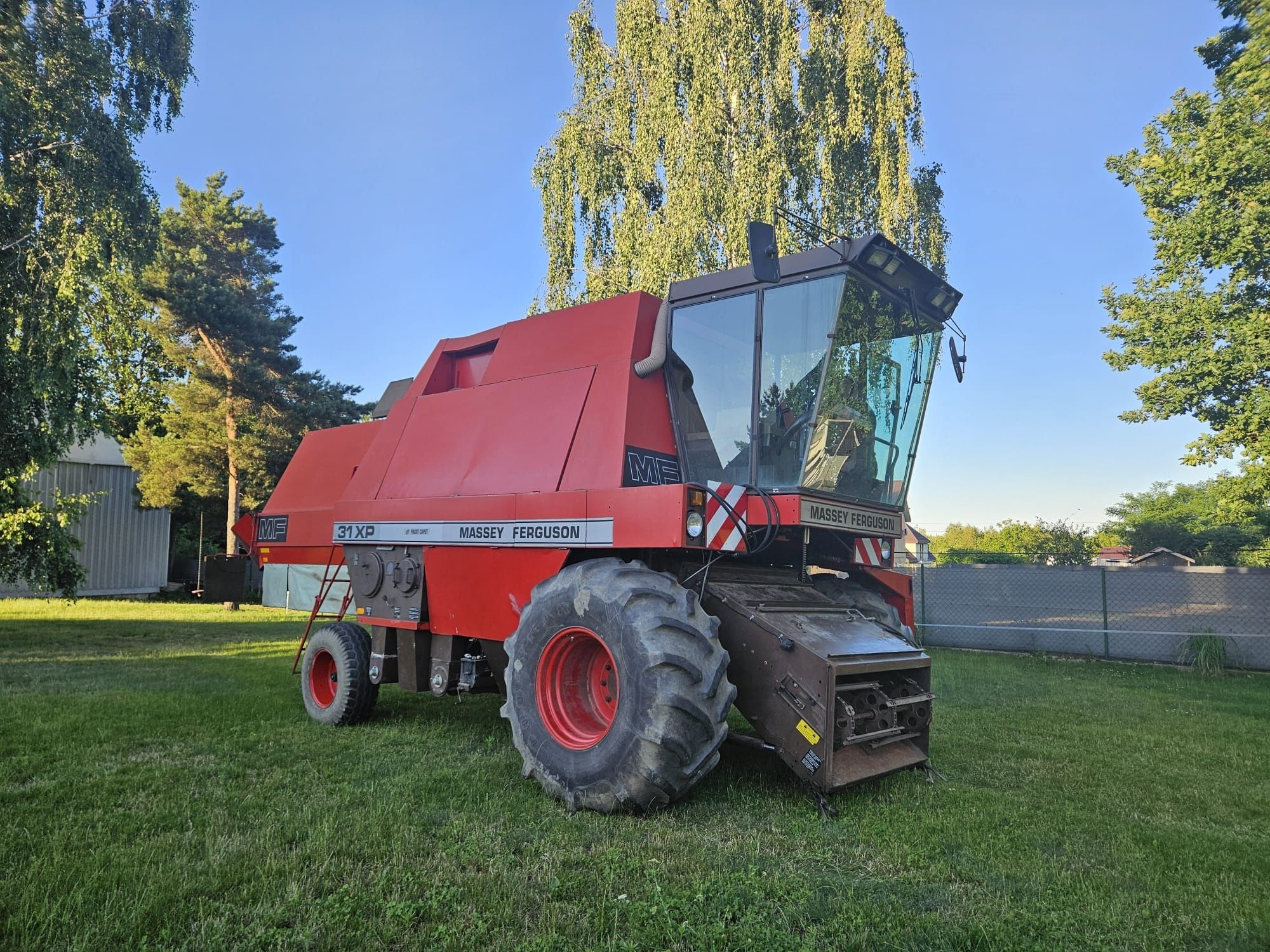 Kombajn zbożowy Massey Ferguson 31 xp, stół do rzepaku