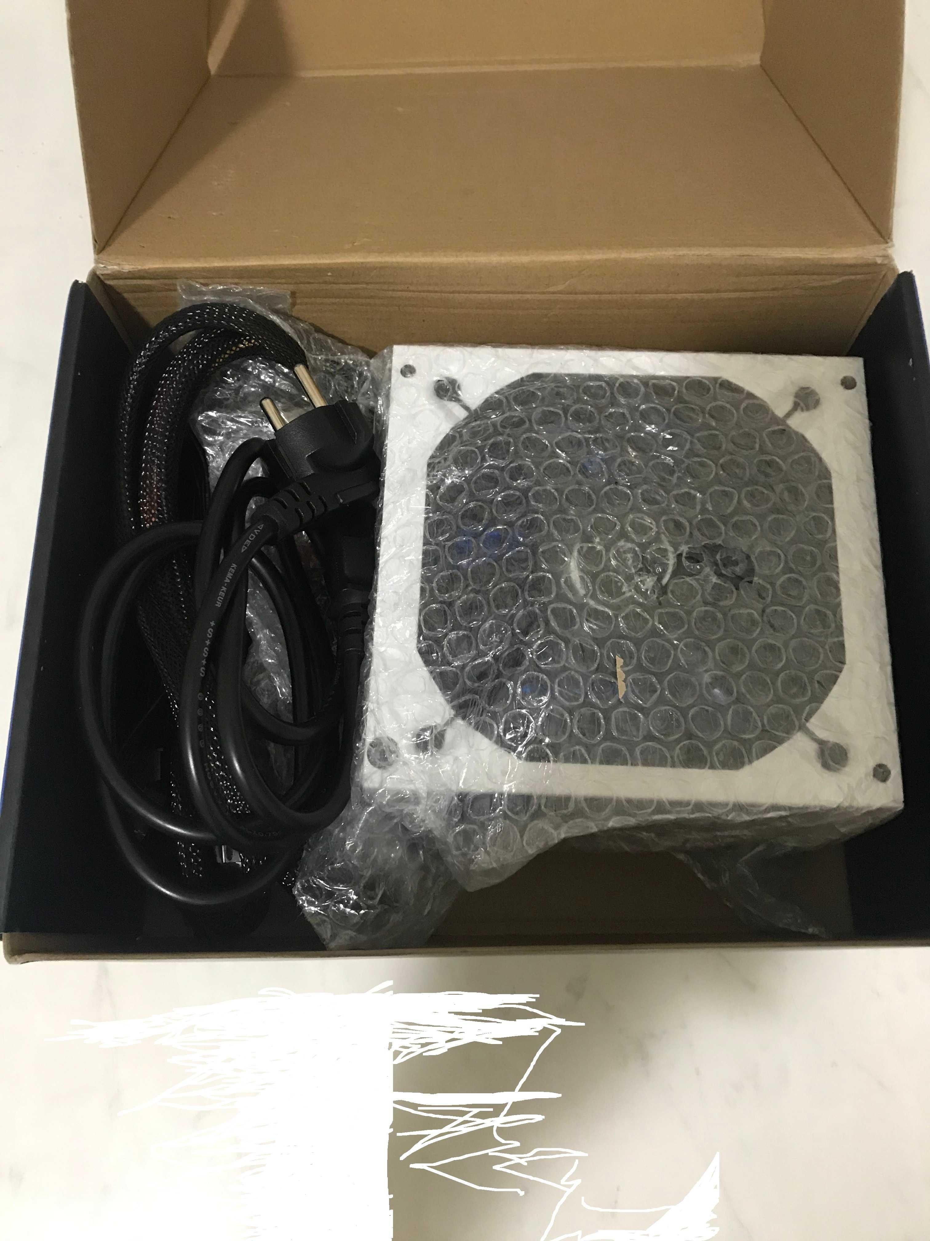 Блок питания 420W LC-Power, 750W Mars Gaming Zeus