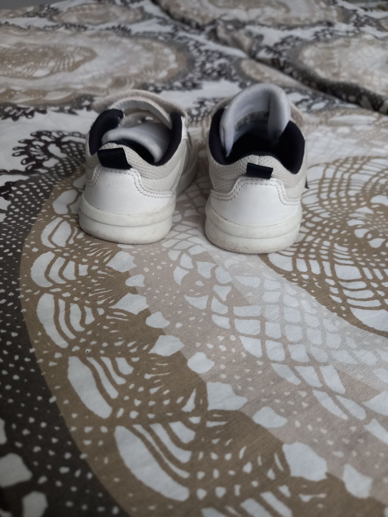 Adidas 21 dla chłopca