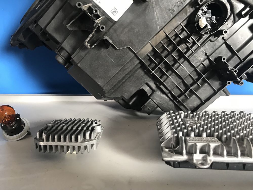 Фара BMW G30 G31 Led adaptiv USA Фары БМВ Г30 Блоки фары
