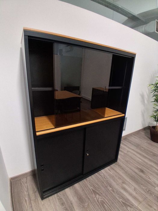 Vendo móvel grande C120,5xL40XA161 cm