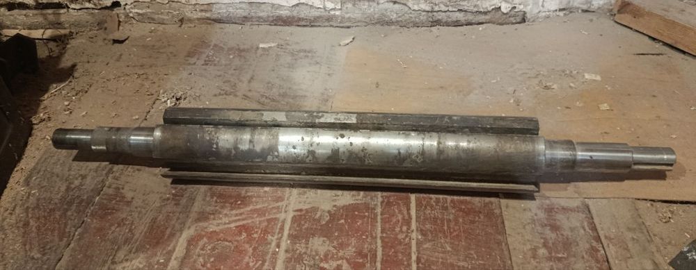 Продам вал для станка рейсмус РС - 600