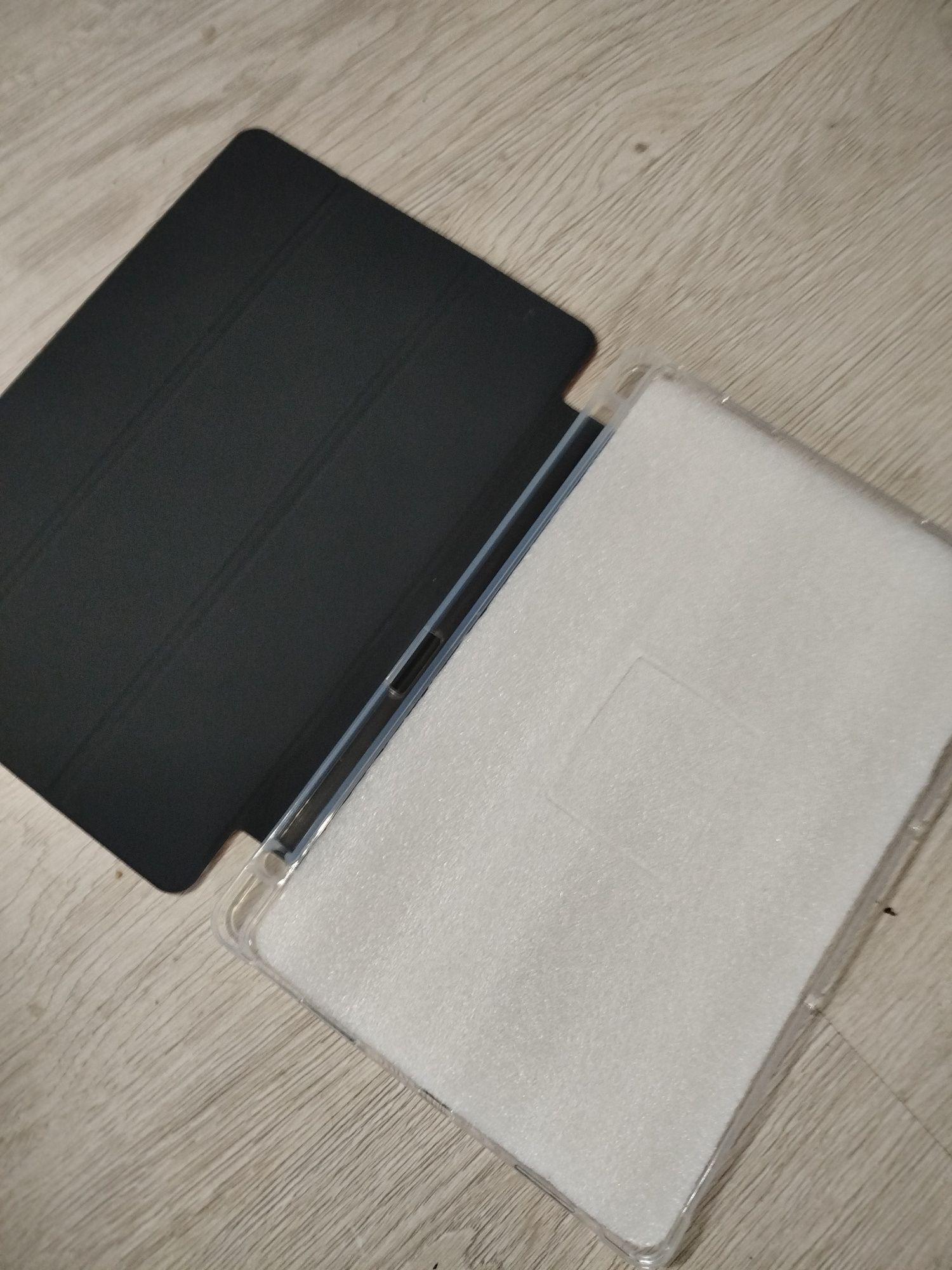 Etui na tablet  lenovo