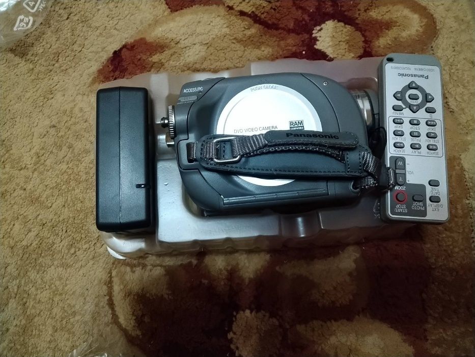 Видеокамера Panasonic VDR-D250