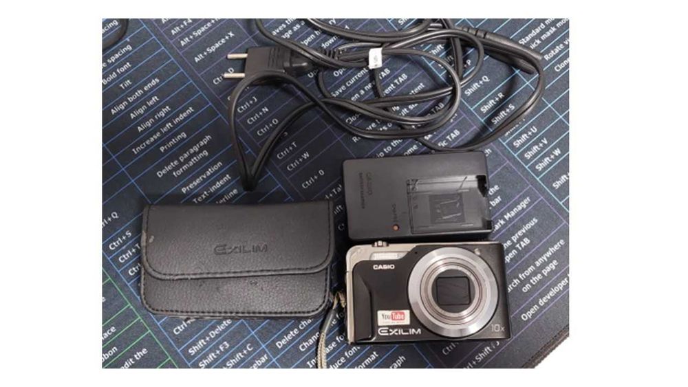 Máquina fotográfica Casio exilim