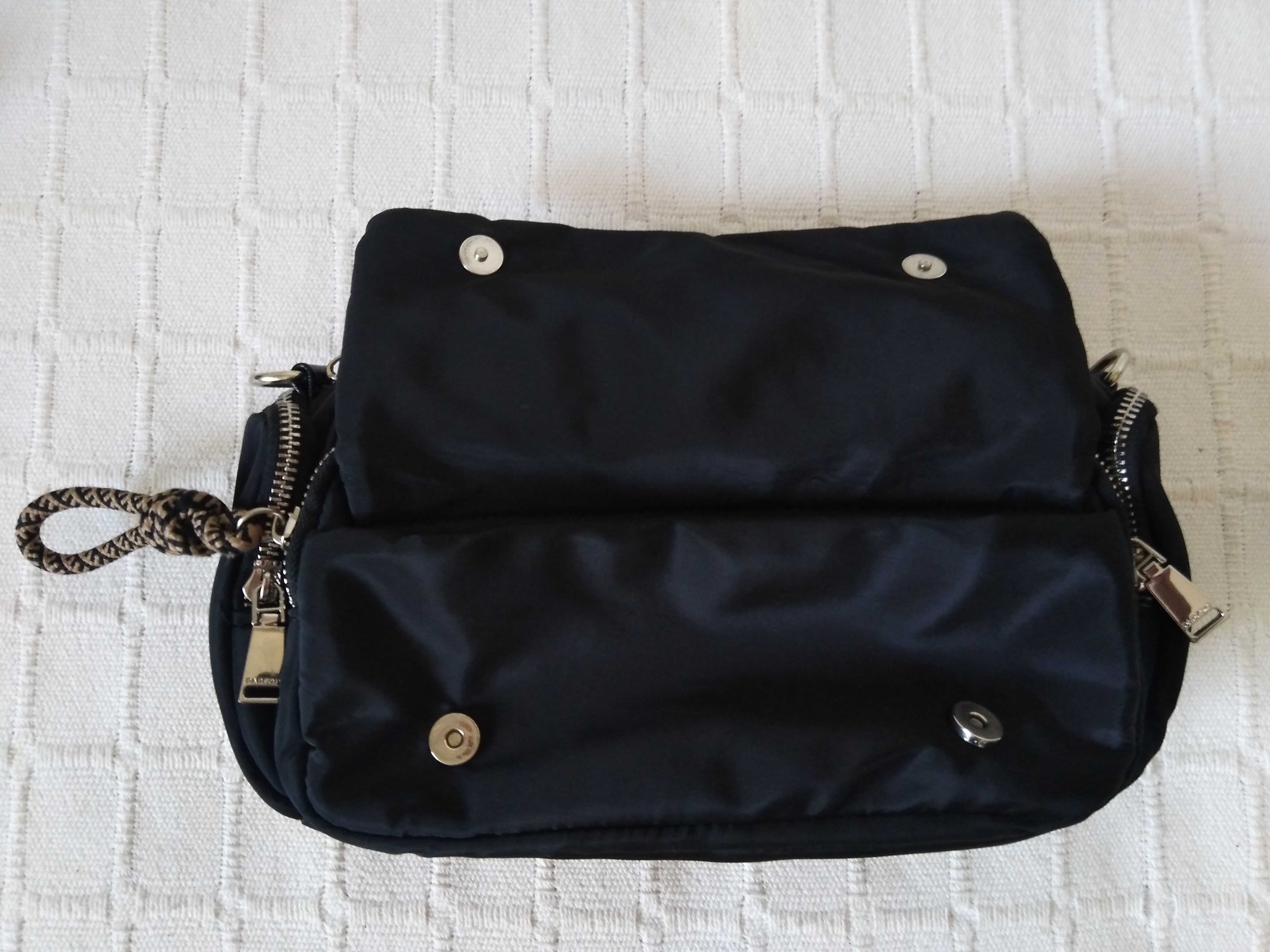 Bolsa Negra e Amarela Parfois