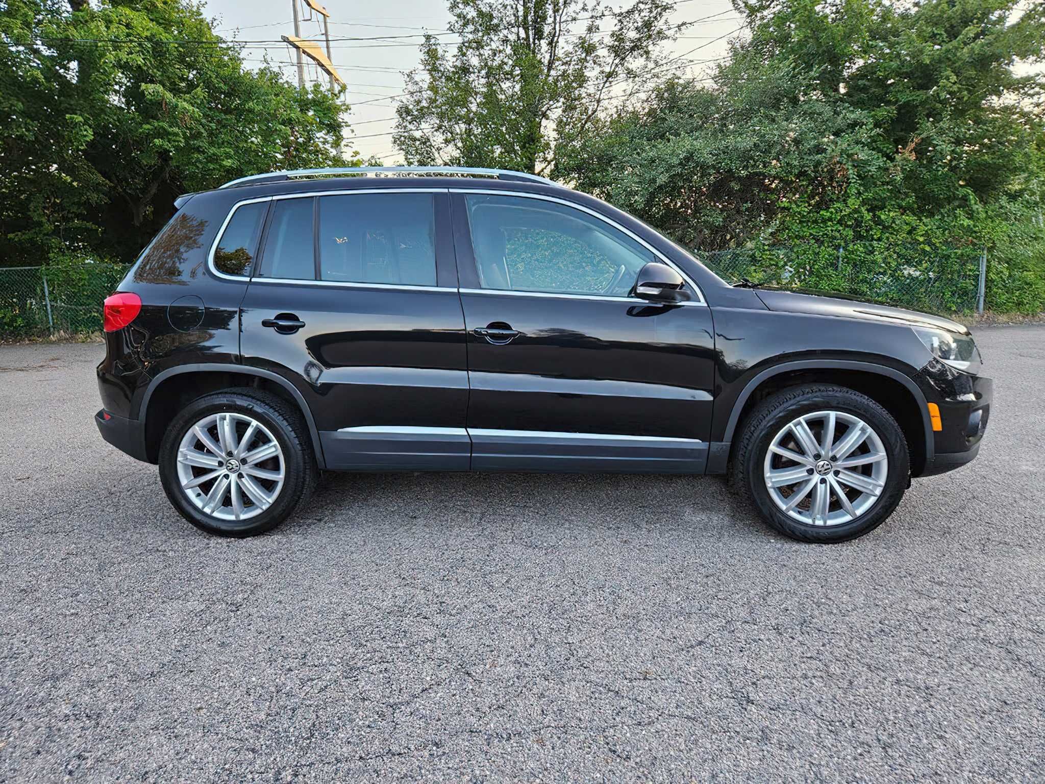 2015 Volkswagen Tiguan SE 4Motion with Appearance