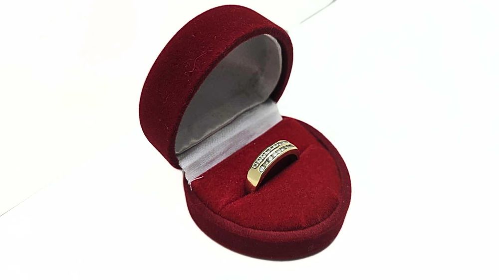 Delikatny złoty pierścionek 585 - 14k - 2,57g - rozmiar 16