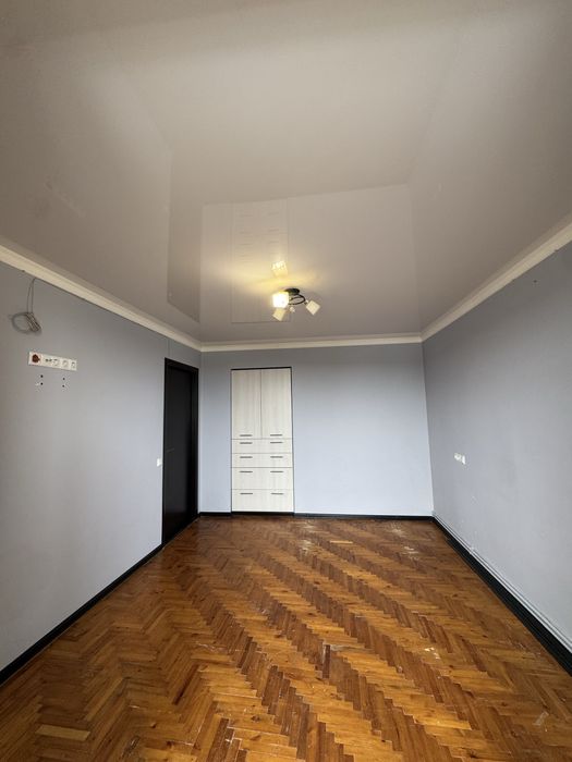 Продається 4 кім квартира і/о, підходить під єВідновлення