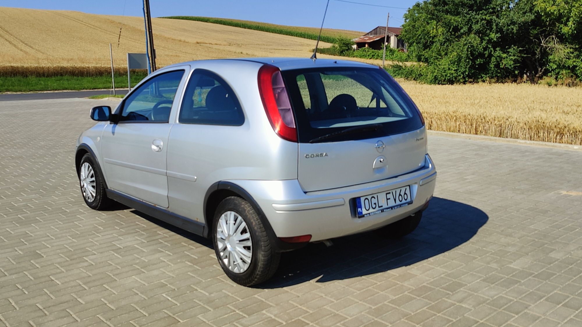 Opel Corsa 2005r 1.2 Twinport klimatyzacja, wspomaganie