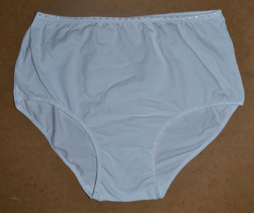 b.DUŻE Baweł majtki wysoki stan 60/64+ biodra do 190cm