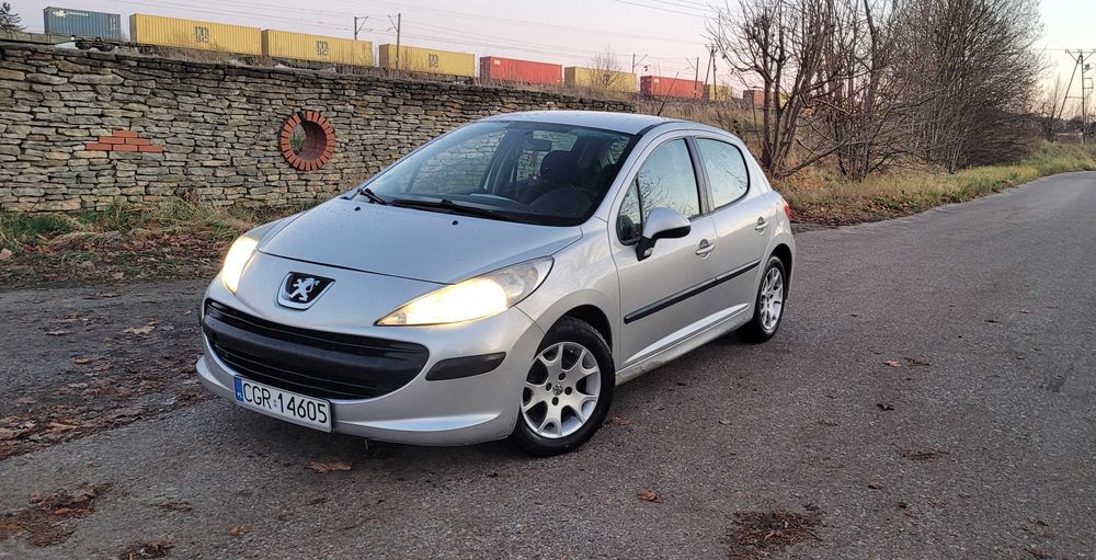 Peugeot 207 - 1.6 HDI / 2007r