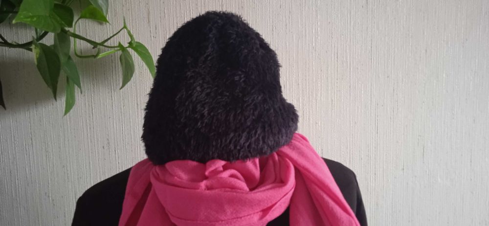 *czapka damska czarna*