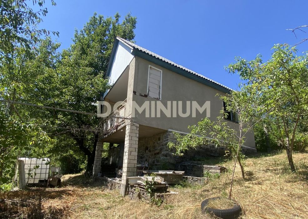 Продаж будинку в "малій  Швейцарії " м.Хуст