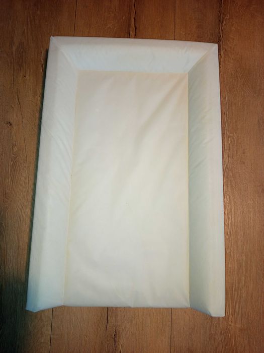 Przewijak miękki dla niemowlaka 75 x 50 cm