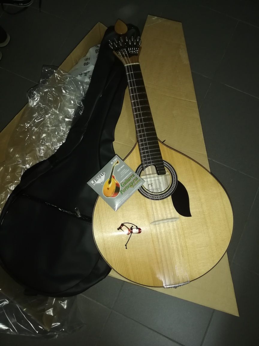 Guitarra portuguesa de fado - modelo Coimbra