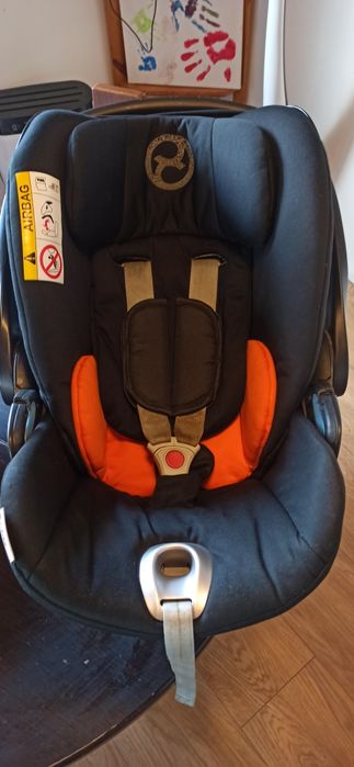 Fotelik cybex Cloud Q z wkładką dla niemowlaka
