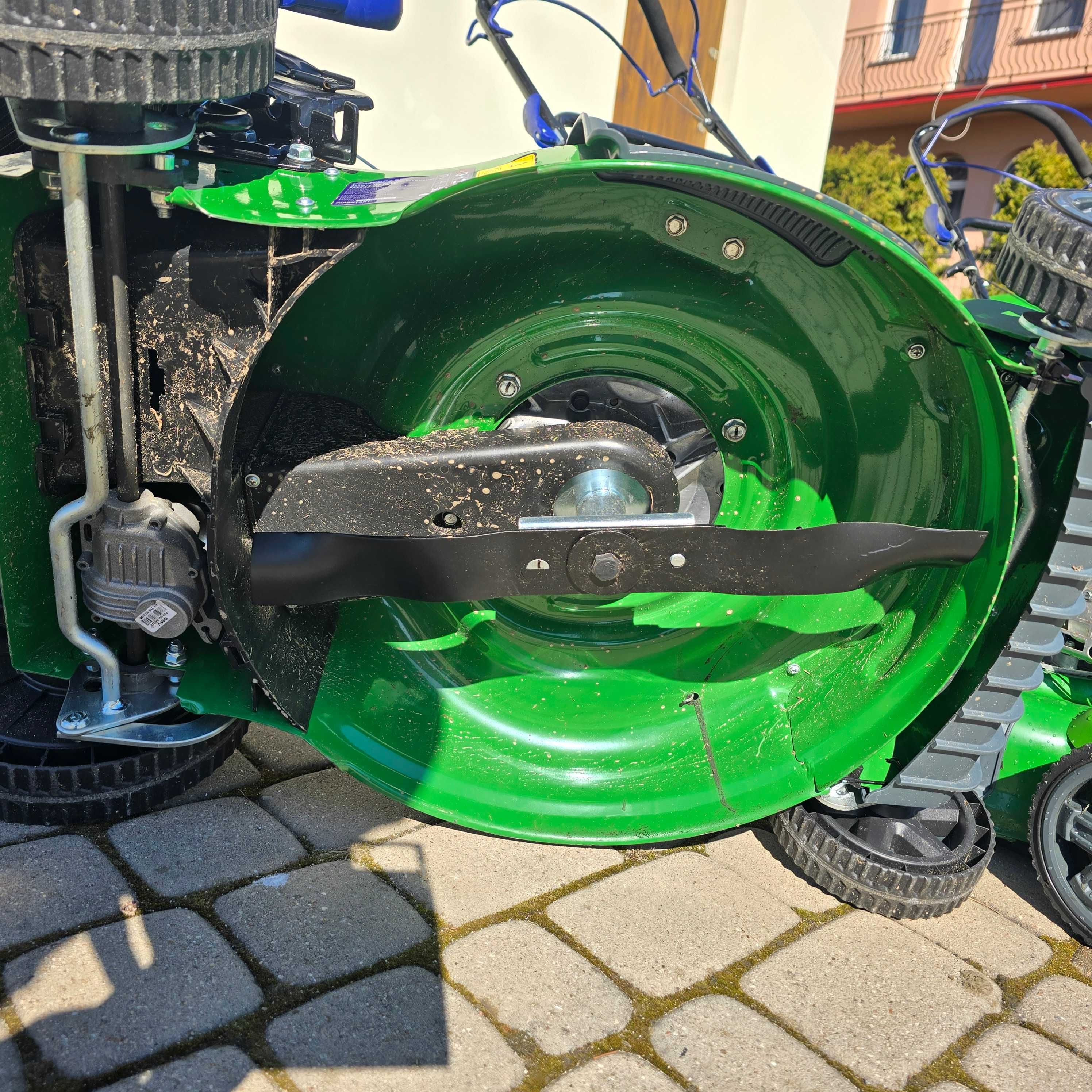 Kosiarka spalinowa PowerBase z napędem 46 cm