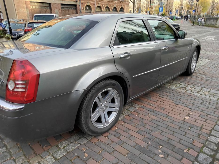 Chrysler 300C by crd