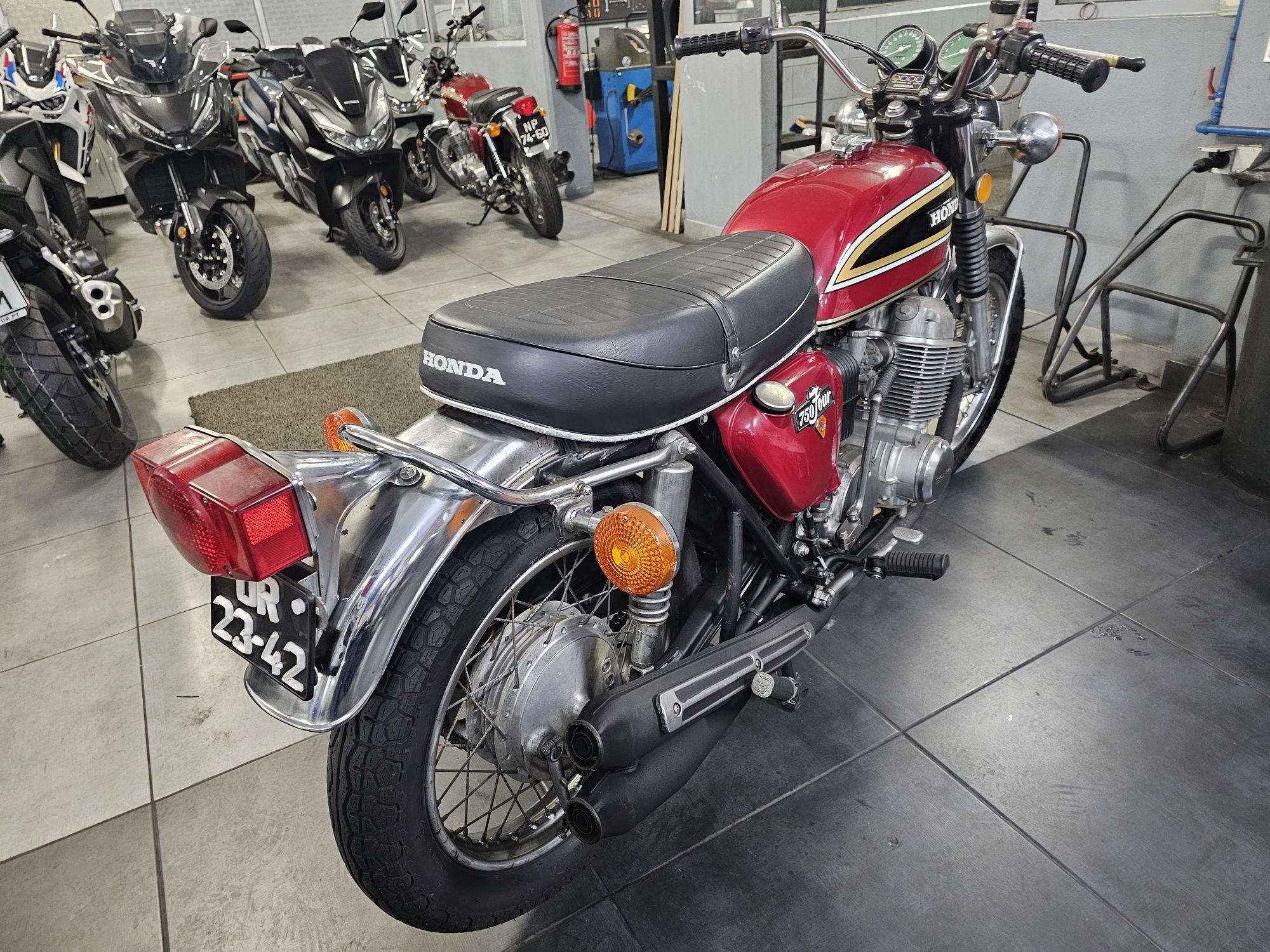 Honda 750 four de 1975